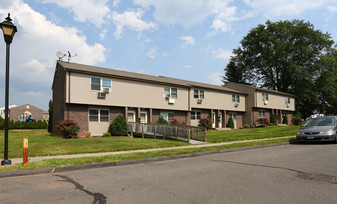 Southfield Apartments in Newington, CT - Building Photo - Building Photo