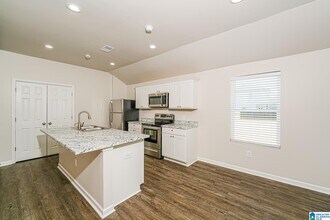 160 Jonathan Dr in Odenville, AL - Building Photo - Building Photo