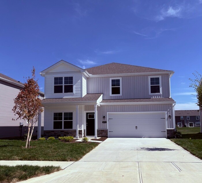 872 Allegro Dr in Etna, OH - Building Photo