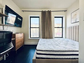 Furnished room/NOT APARTMENT in Brooklyn, NY - Building Photo - Building Photo