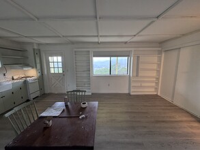 1411 Duncan Springs Rd in Hopland, CA - Building Photo - Building Photo