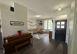 162 W Woodbury Dr in Meridian, ID - Building Photo - Building Photo