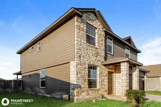 2274 Clover Ridge in New Braunfels, TX - Foto de edificio - Building Photo