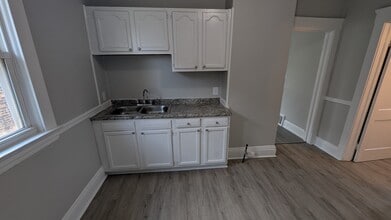 10809 Reno Ave, Unit UP in Cleveland, OH - Building Photo - Building Photo