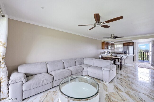 190 Pebble Beach Blvd in Naples, FL - Building Photo - Building Photo