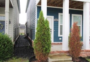 3415 Clabber Creek Blvd in Fayetteville, AR - Foto de edificio - Building Photo