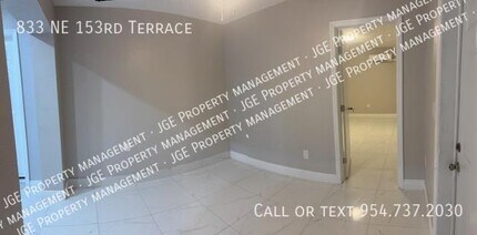 833 NE 153rd Terrace in Miami, FL - Building Photo - Building Photo