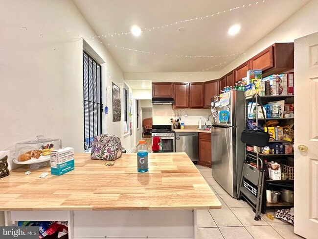 2128 N Carlisle St in Philadelphia, PA - Building Photo - Building Photo