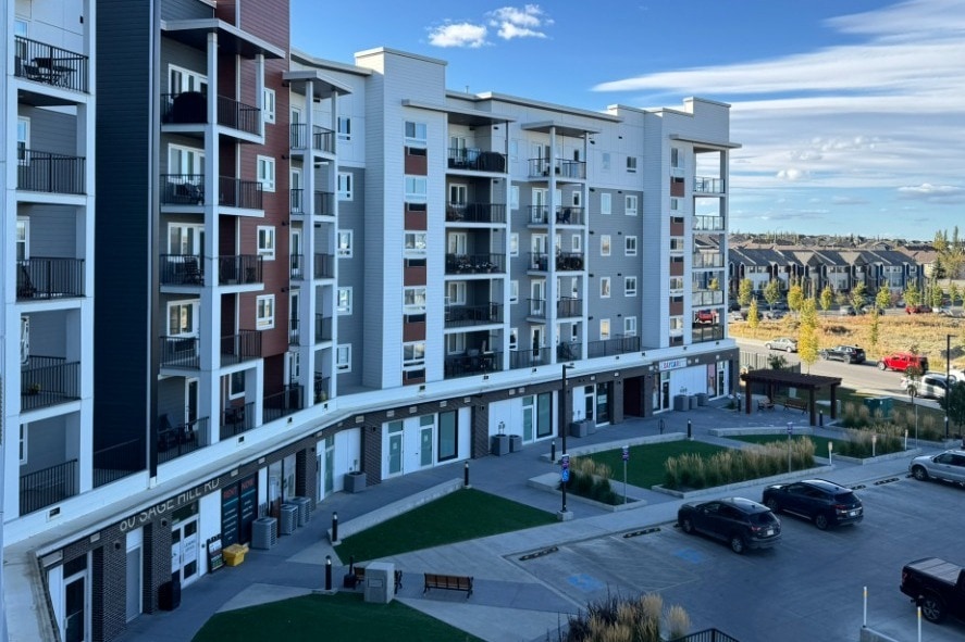 Sage Hill Views in Calgary, AB - Building Photo