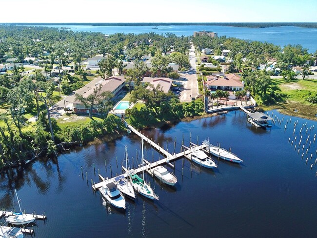 Magnolia Cove Apartments and Marina in Panama City, FL - Building Photo - Building Photo