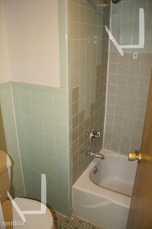 1110 Commonwealth Avenue-Unit -Apt 603 in Boston, MA - Building Photo - Building Photo