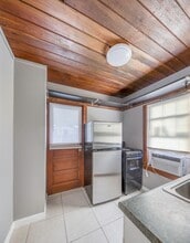 225 S K St, Unit 2 in Lake Worth Beach, FL - Building Photo - Building Photo