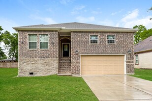 18027 Bambridge Dr in Houston, TX - Building Photo