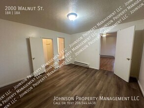 2000 Walnut St in Caldwell, ID - Building Photo - Building Photo