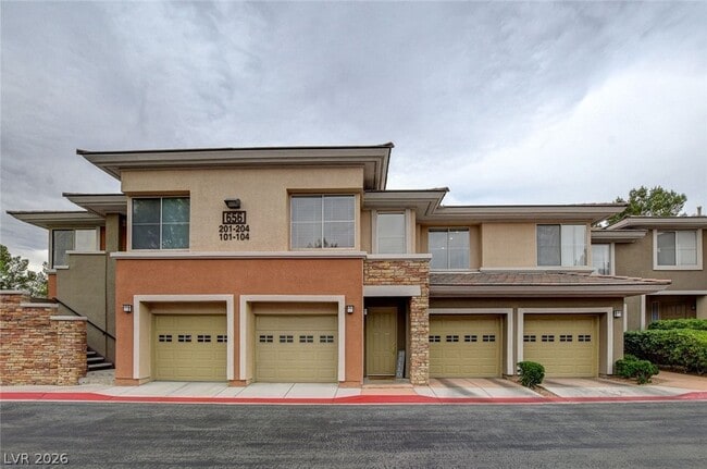 656 Peachy Canyon Cir, Unit 202 in Las Vegas, NV - Building Photo - Building Photo