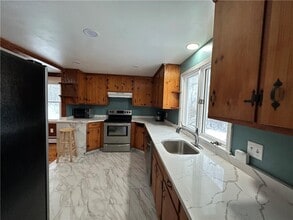 41 Hartford Pike in Foster, RI - Building Photo - Building Photo