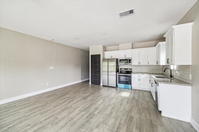 301 Owens St in Houston, TX - Building Photo - Building Photo