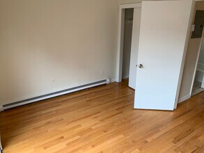 50 Symphony Rd, Unit 28 in Boston, MA - Building Photo - Building Photo