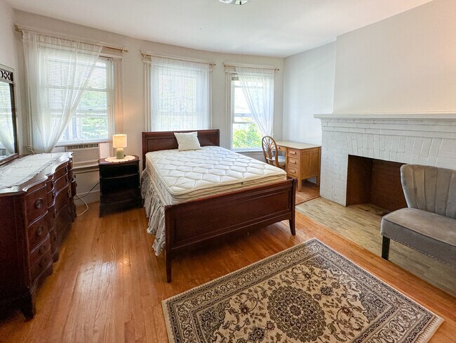 509 Orange St, Unit 2