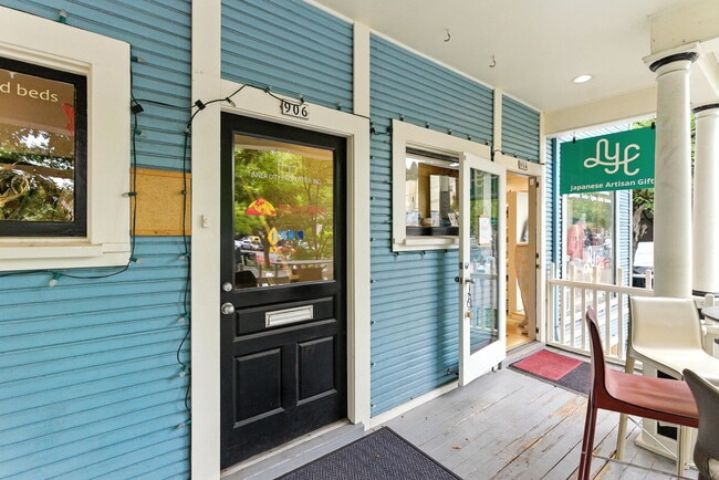 property at 906 NW 23rd Ave