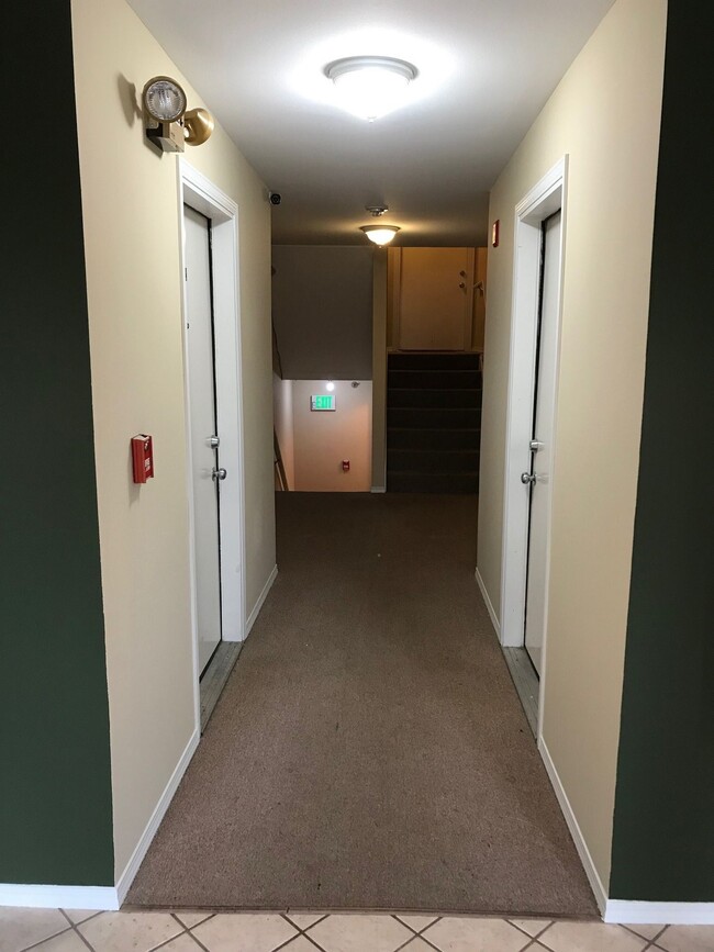 125th 125th Apartments