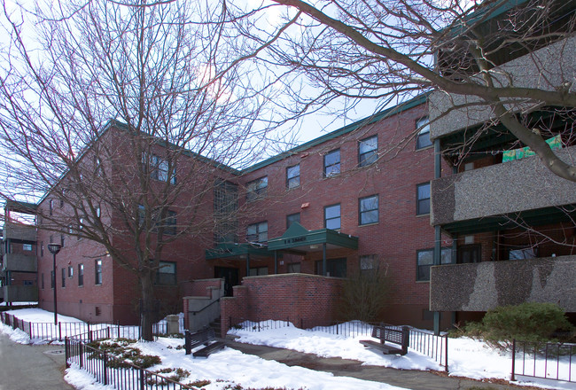 Toepfert Apartments in Holyoke, MA - Building Photo - Building Photo