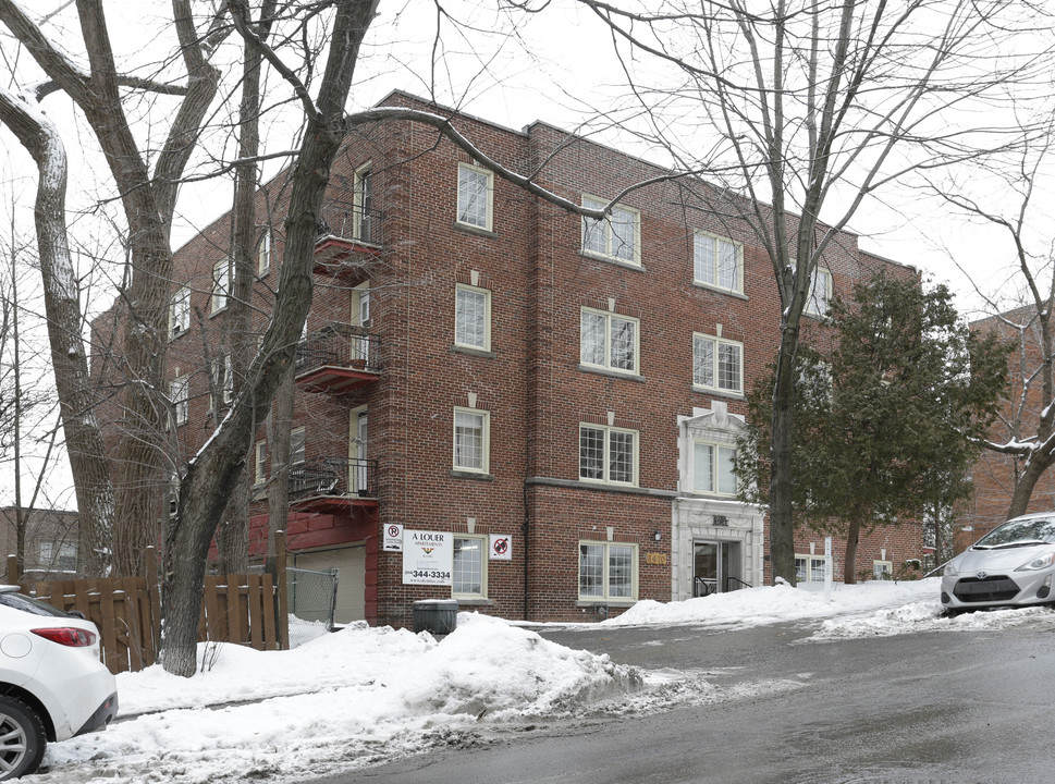 3450 Ridgewood in Montréal, QC - Building Photo