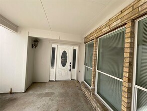 2023 Mustang Springs Dr in Missouri City, TX - Building Photo - Building Photo