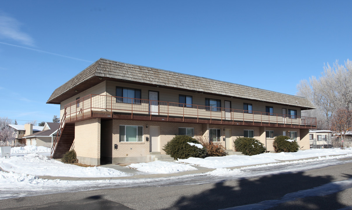 250 Dale Dr in Idaho Falls, ID - Building Photo