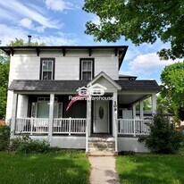 109 4th Ave SE in Mapleton, MN - Building Photo