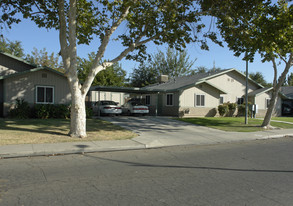 Desoto Gardens I & II Apartments