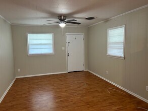 422 Ann Dr in Rayne, LA - Building Photo - Building Photo