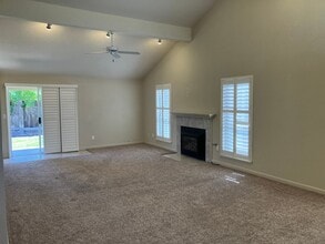 2412 Alexia Way in Modesto, CA - Building Photo - Building Photo