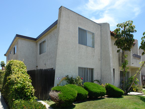 16822 Lynn St in Huntington Beach, CA - Building Photo - Building Photo