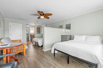 8 Traynor St in Old Orchard Beach, ME - Building Photo - Building Photo