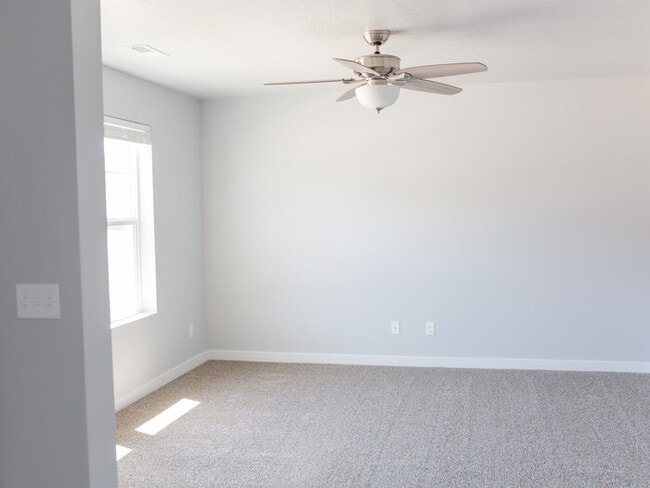 1021 E Klamath Ln in Meridian, ID - Building Photo - Building Photo