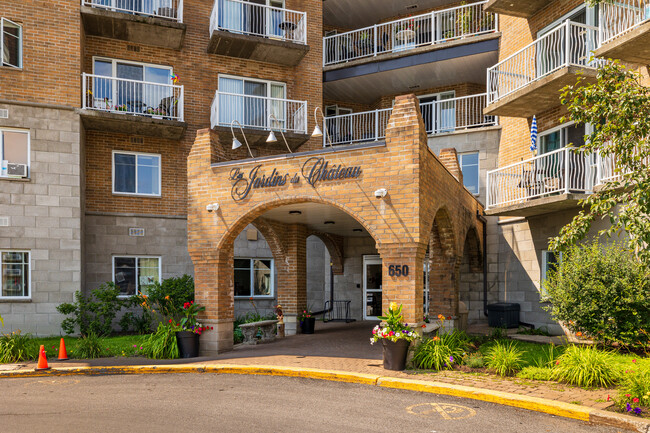 Les Jardins du Château in Mascouche, QC - Building Photo - Building Photo