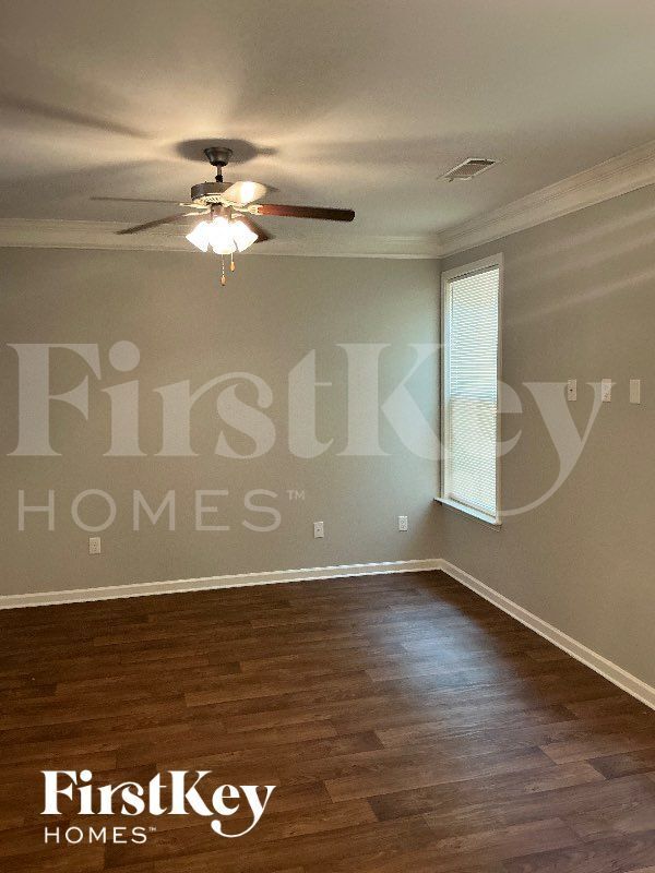 975 Treymont Way SW in Lawrenceville, GA - Foto de edificio - Building Photo
