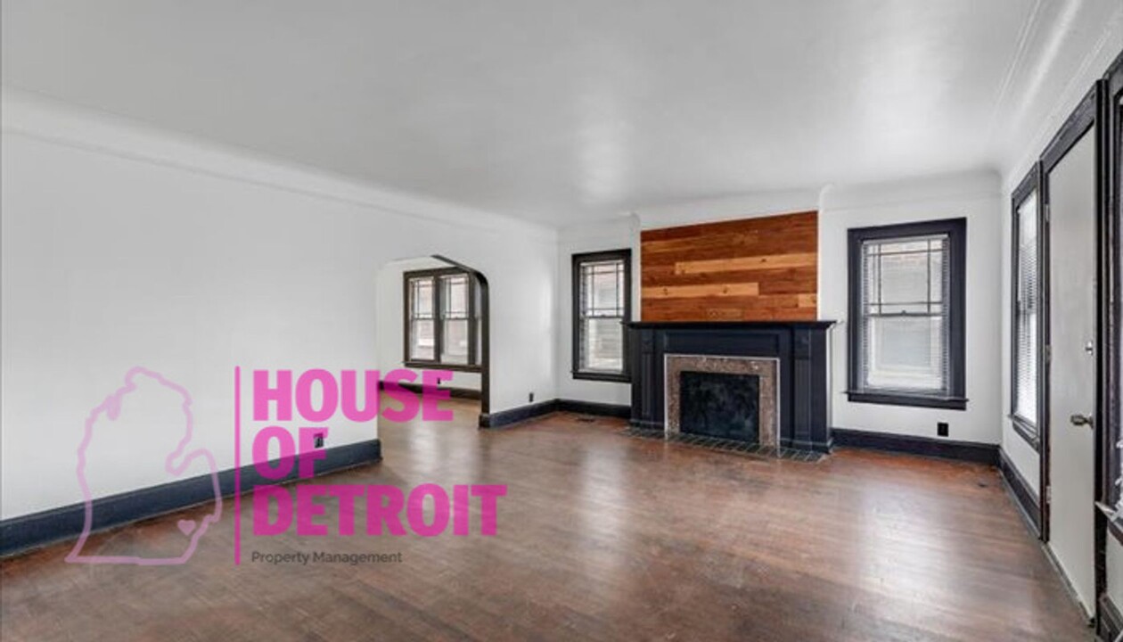 2059-2061 Calvert Ave in Detroit, MI - Foto de edificio