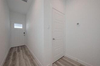 12310 N Greenwood St in Houston, TX - Building Photo - Building Photo