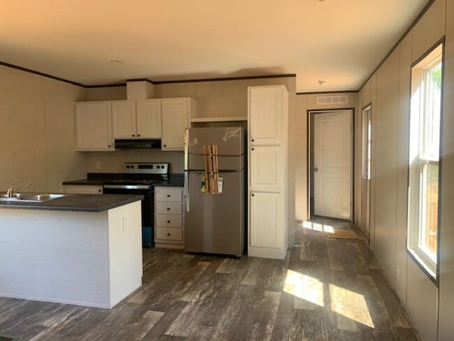 290 Eldorado Rd in Fairmont, NC - Building Photo - Building Photo