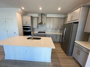 2432 Celebration Blvd in Kissimmee, FL - Building Photo - Building Photo