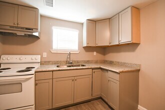 411 W 29th Ave in Covington, LA - Building Photo - Building Photo