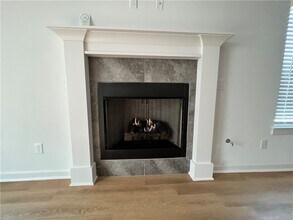 590 N Cresswell Dr in Fayetteville, AR - Building Photo - Building Photo