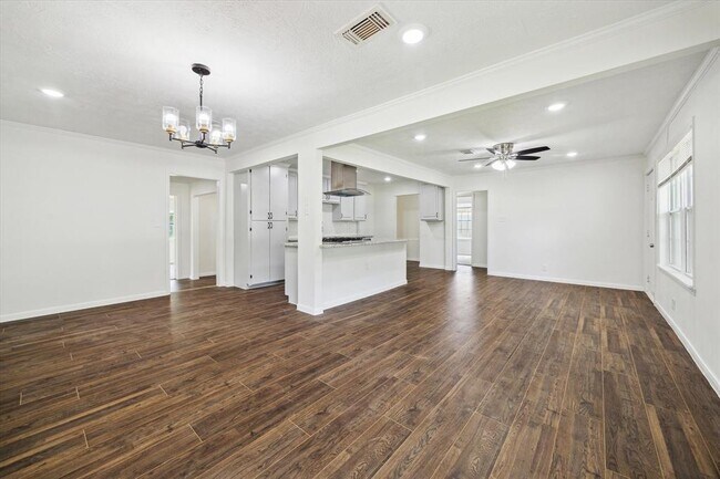 3910 Englewood St in Houston, TX - Building Photo - Building Photo