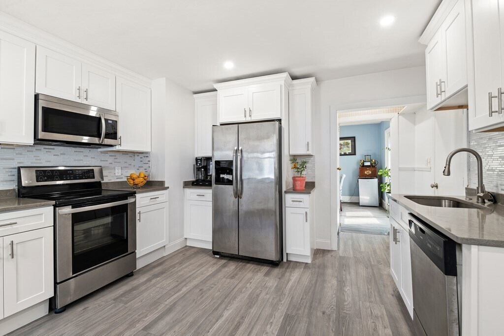 107 Belle Ave, Unit 1 in Medford, MA - Foto de edificio
