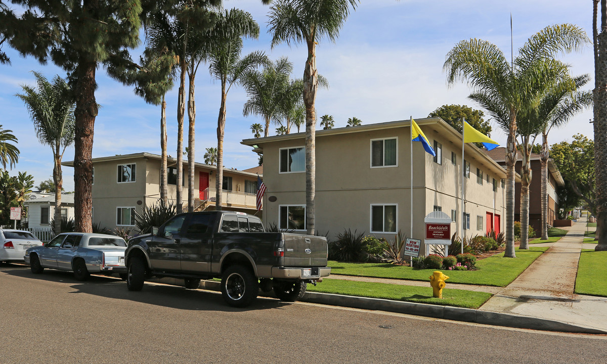 Beachwalk Apartments - 508 in Oceanside, CA - Foto de edificio