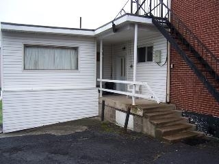 117 S 4th St in Newport, PA - Building Photo - Building Photo