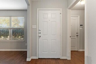 6625 Chalk River Dr in Fort Worth, TX - Building Photo - Building Photo