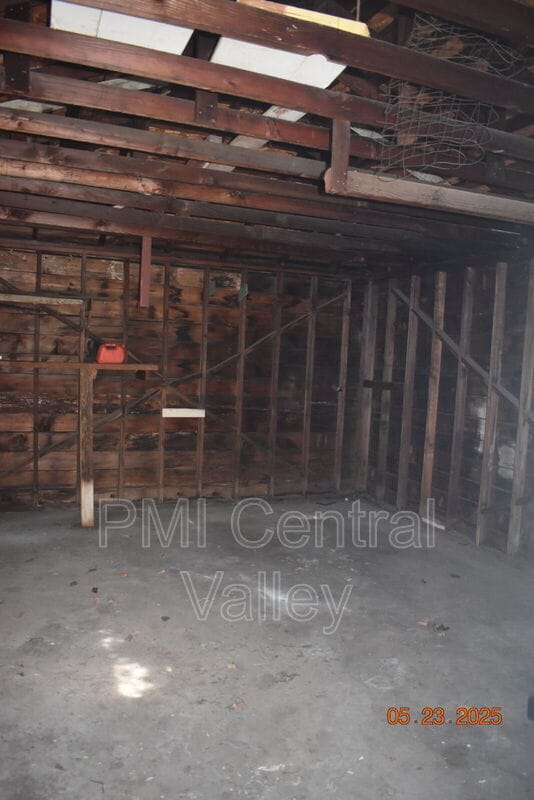 property at 28 W Geary St